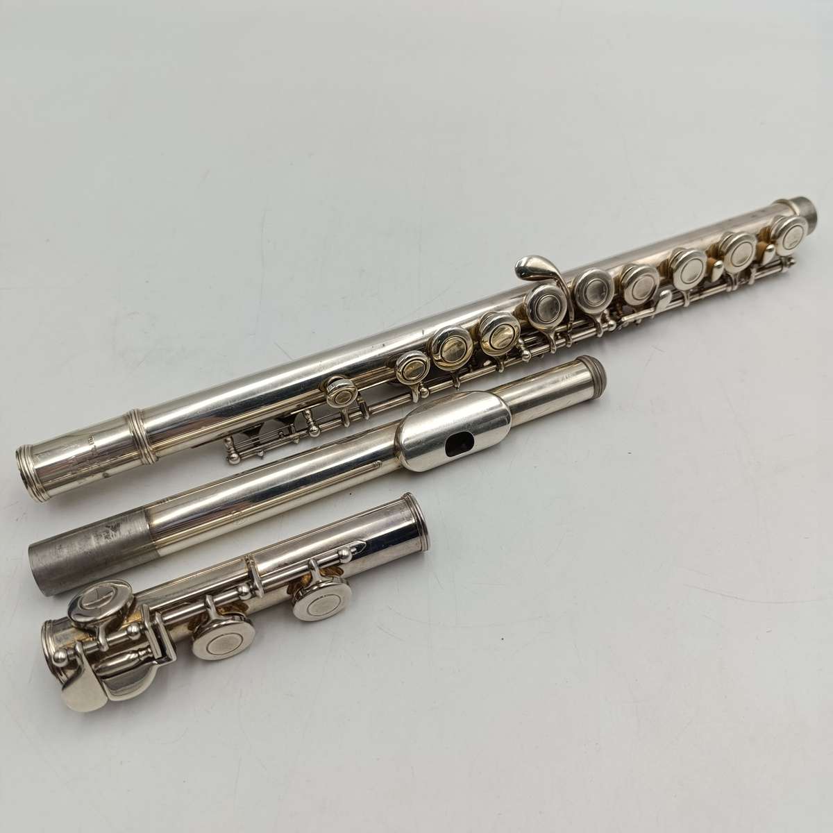 Yamaha YFL225S flute in case - serial number 028878 A