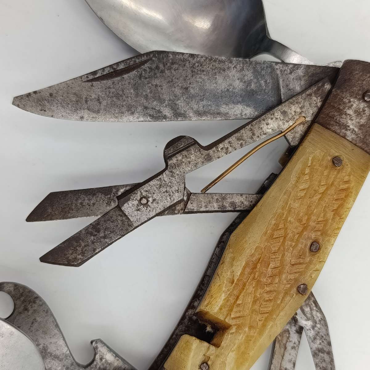 Vintage Hobo knife with spoon and fork - corkscrew broken