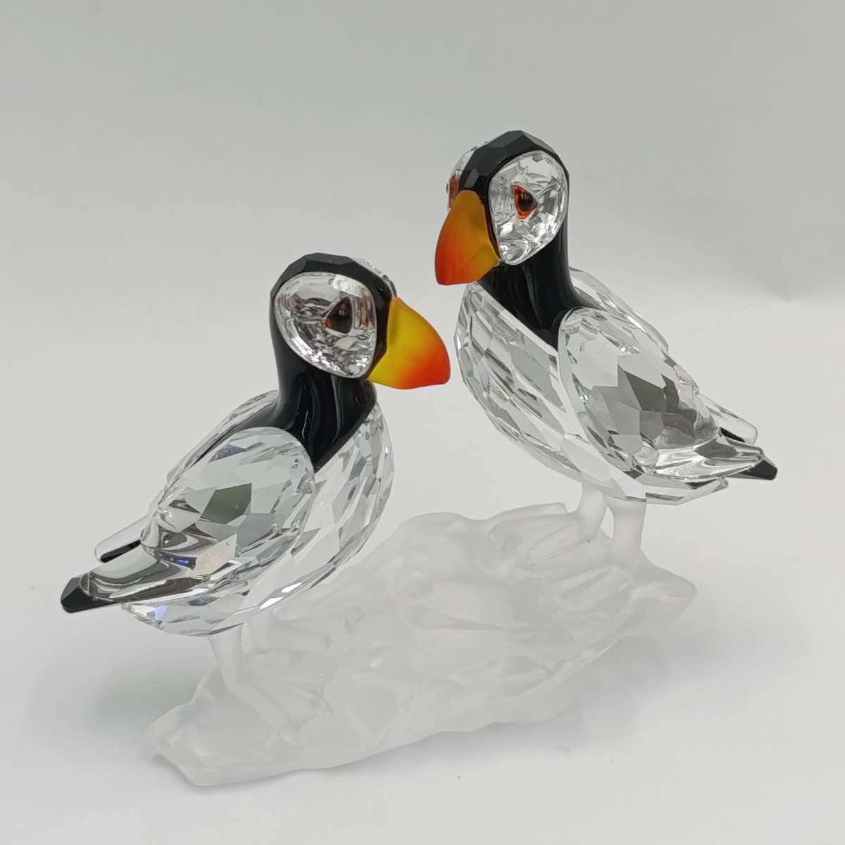 Swarovski silver crystal Puffin birds #008 figurine in box