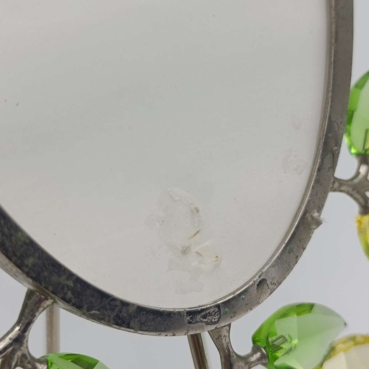 Swarovski Oval picture frame with Yasmine Hurel leaf design - in box