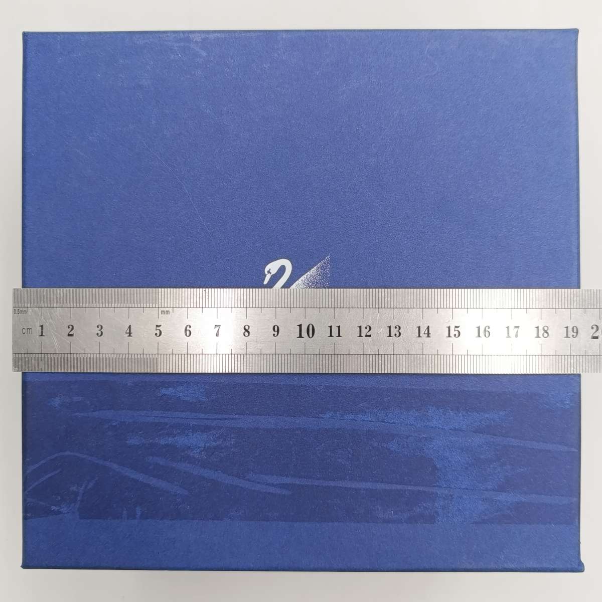 Swarovski Crystal Maxi flower arrangement in box