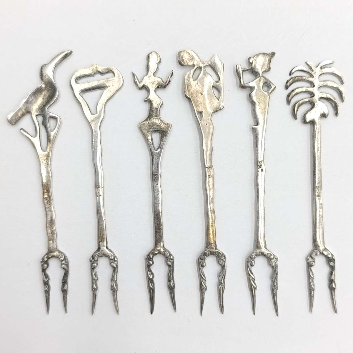 Set of 6 vintage 835 Brasilian silver pickle forks - weighs 24,0 grams