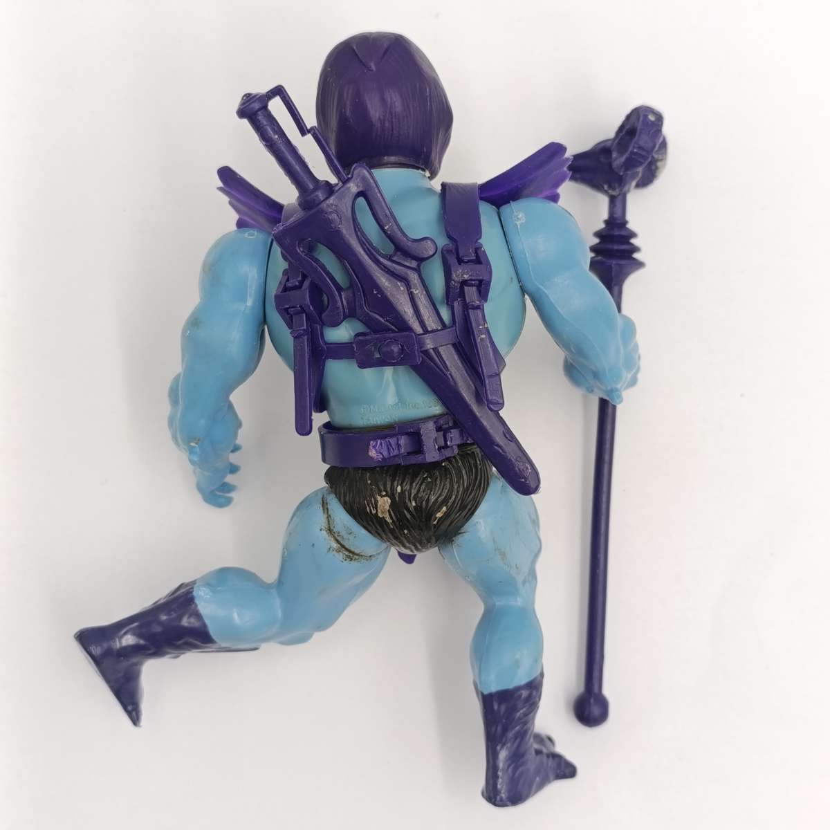 Vintage Masters of the Universe Skeletor figurine with weapons and accessories