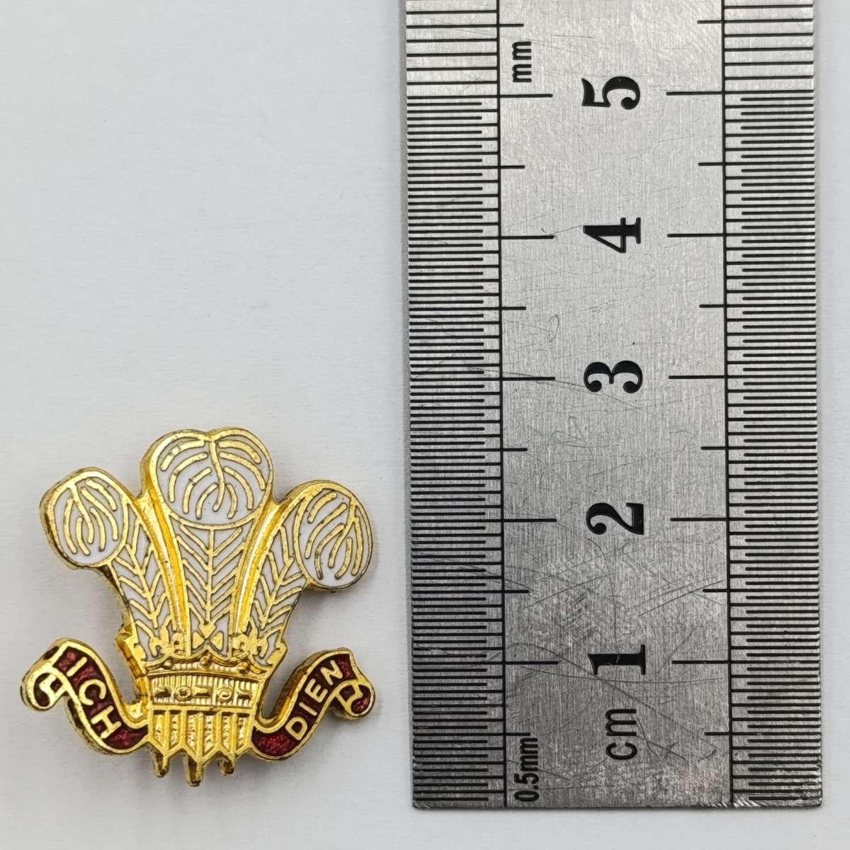 Vintage Wales Rugby Union pin badge