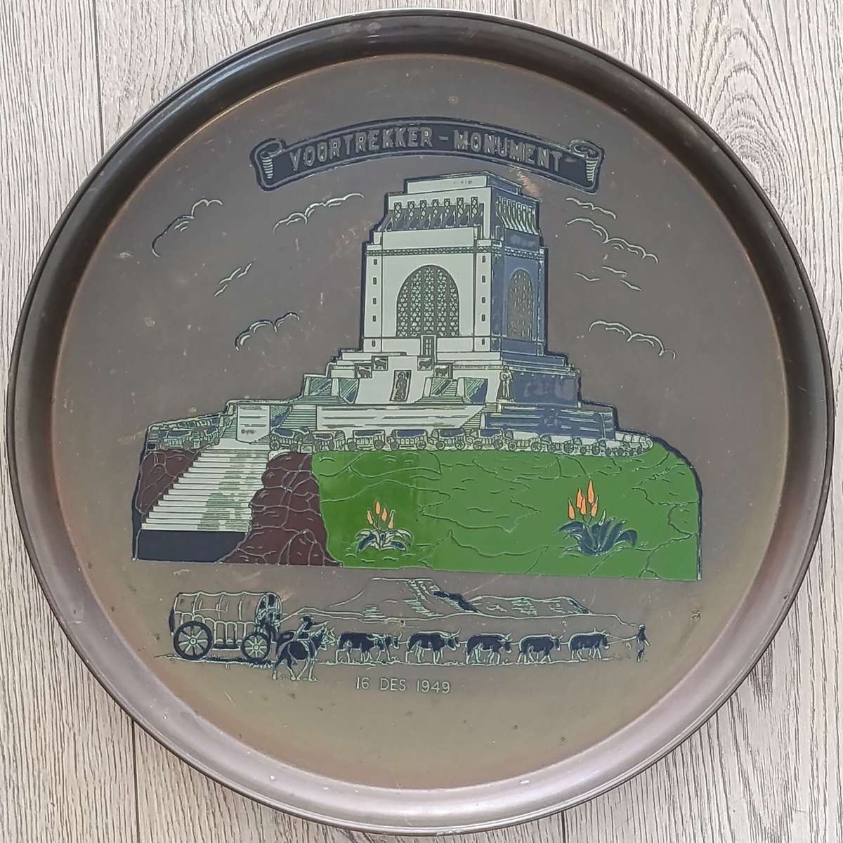 1949 Voortrekker Monument commemorative brass tray