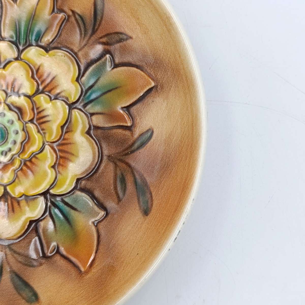 Vintage Dovedale Falconware porcelain bowl
