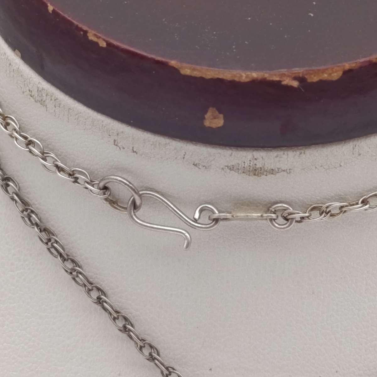 1780 Silver Maria Theresia Thaler Goldplated and epoxy in silver surround - with silver chair