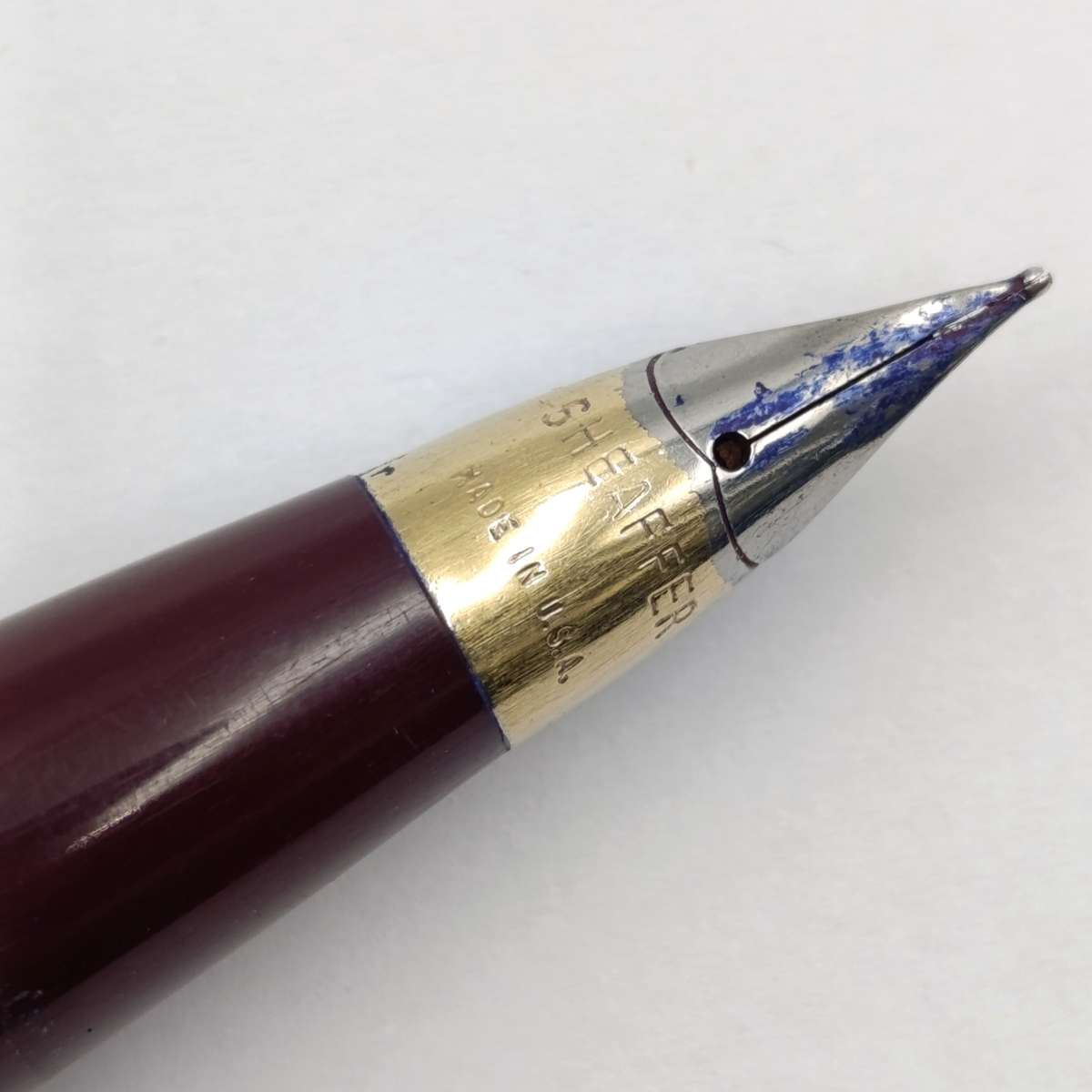 Vintage Shaeffer fountain pen in box