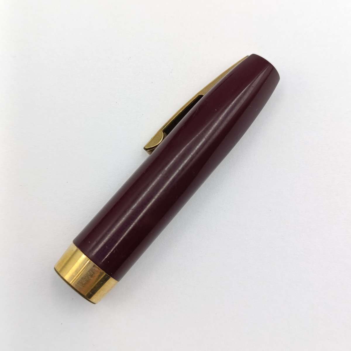 Vintage Shaeffer fountain pen in box