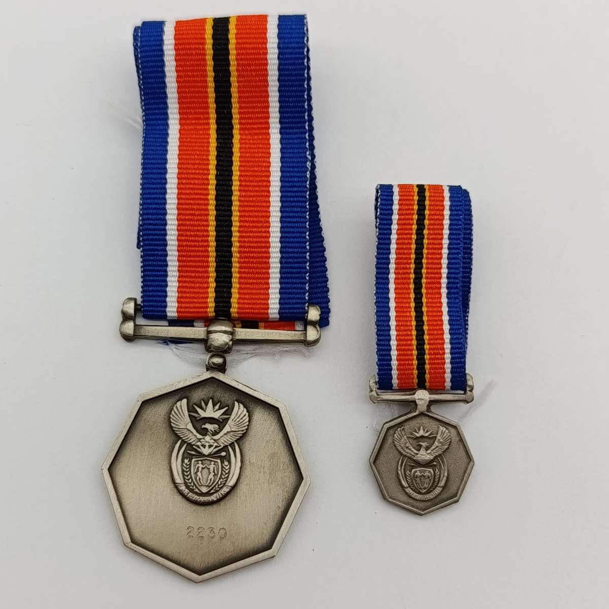 SANDF Tshumelo Ikatelaho medal with miniature #2230