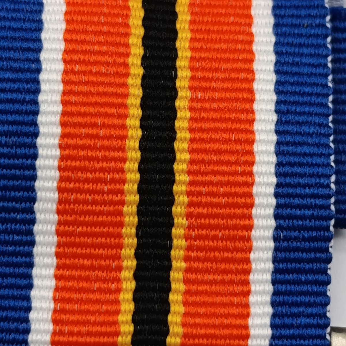 SANDF Tshumelo Ikatelaho medal with miniature #2230