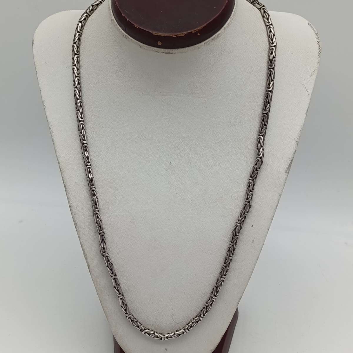 Vintage silver necklace with T-bar clasp - weighs 49.6g
