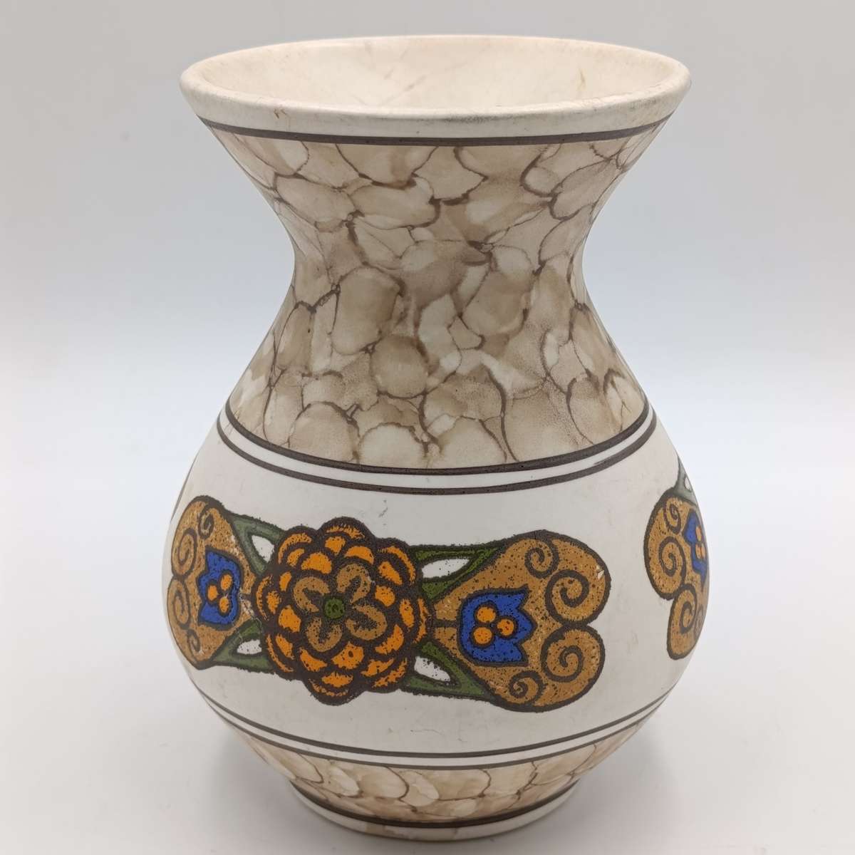 Vintage Handpainted Majolica flower vase - height - 16cm