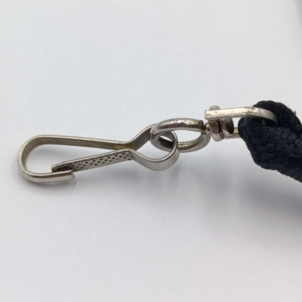 SADF black lanyard - Military Intelligence?