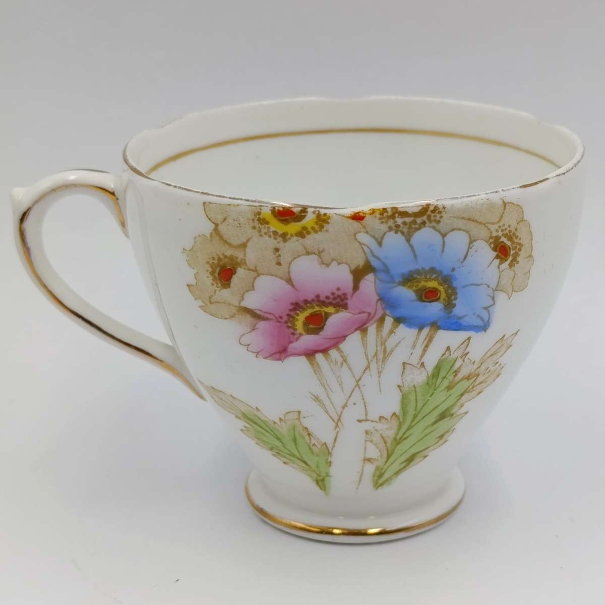Vintage Royal Standard porcelain trio