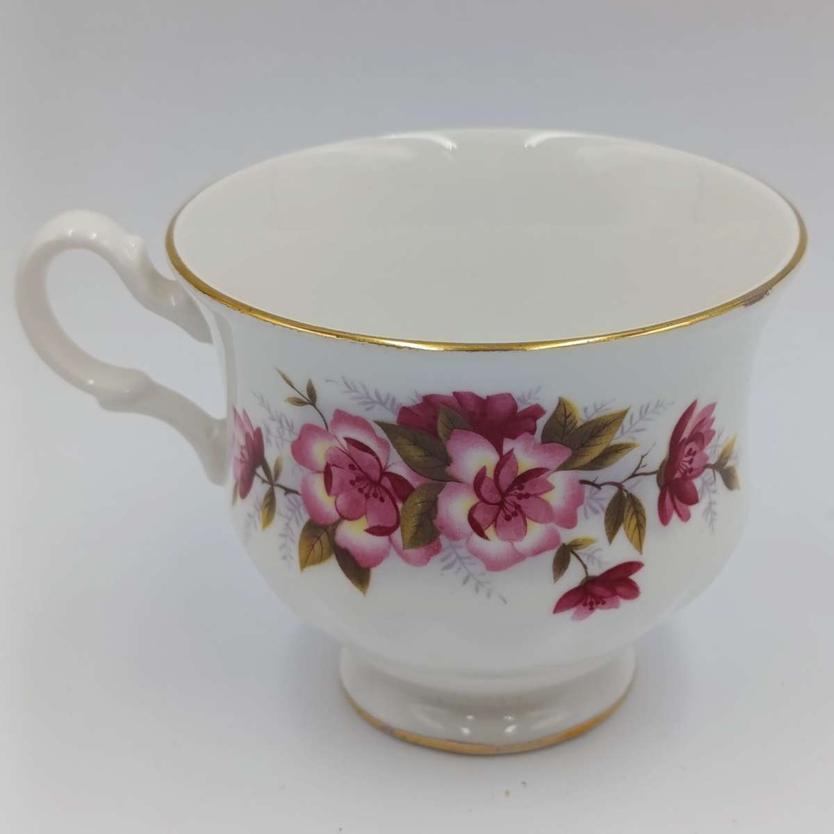Vintage Queen Anne porcelain duo