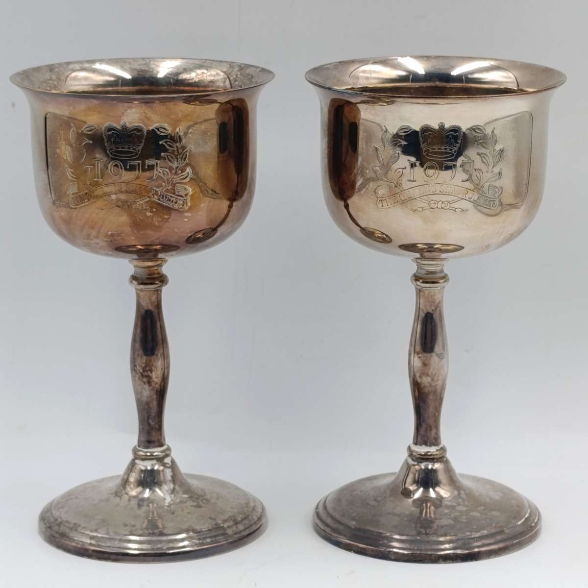 Pair of 1977 The Queen's silver jubilee silverplated goblets