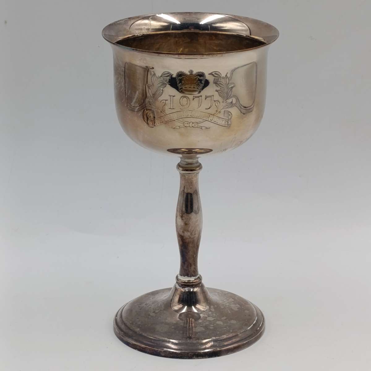 Pair of 1977 The Queen's silver jubilee silverplated goblets