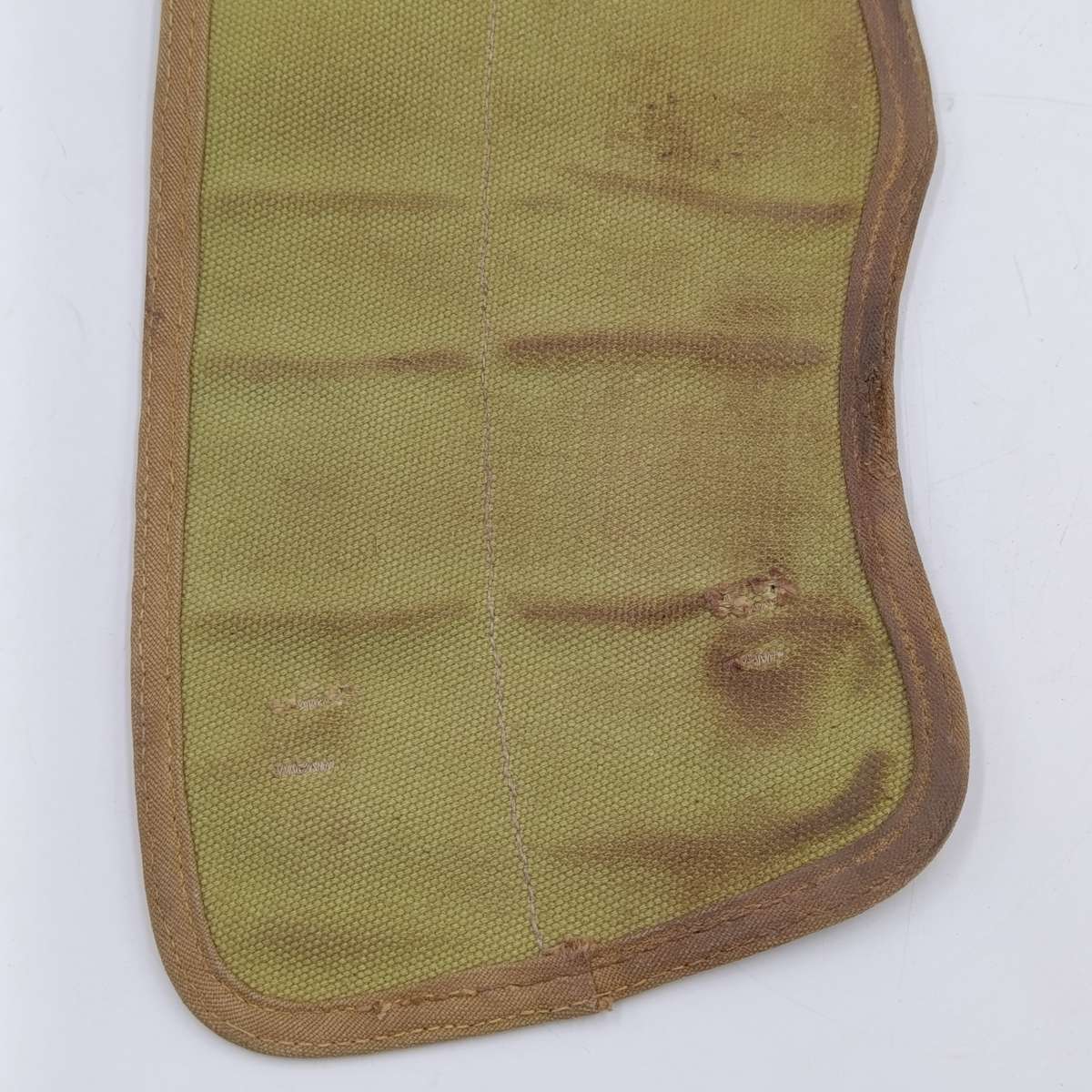 Pair of SADF puttees - green