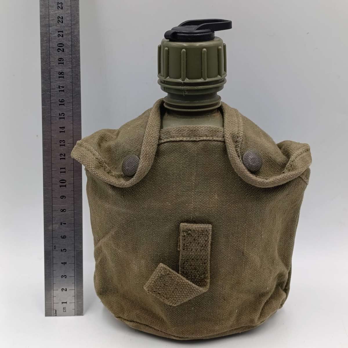 SADF Water bottle with fire bucket and pouch