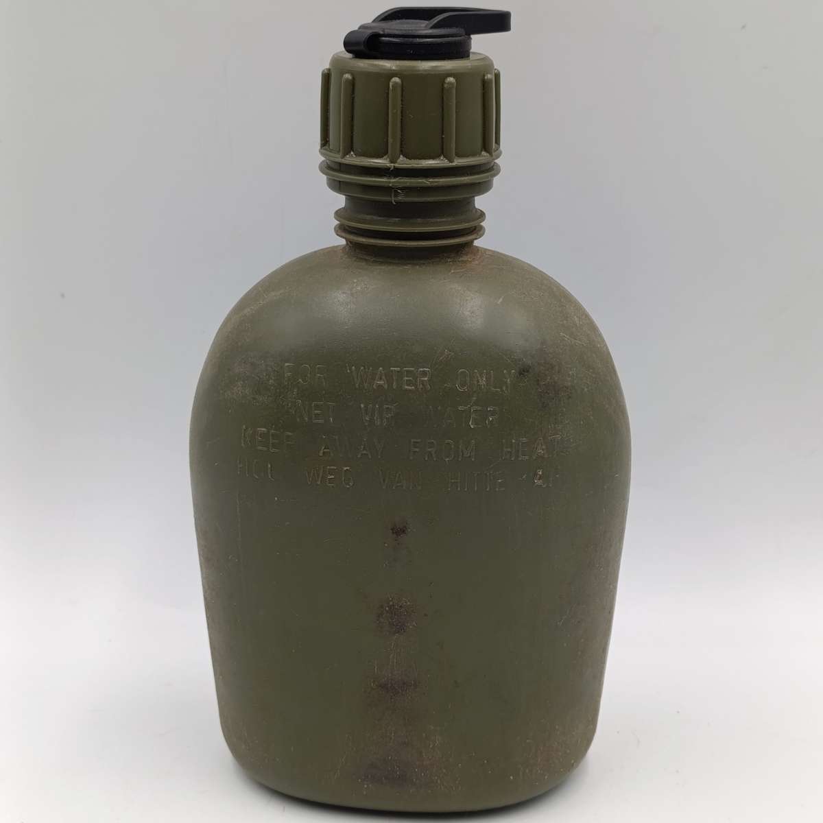 SADF Water bottle with fire bucket and pouch