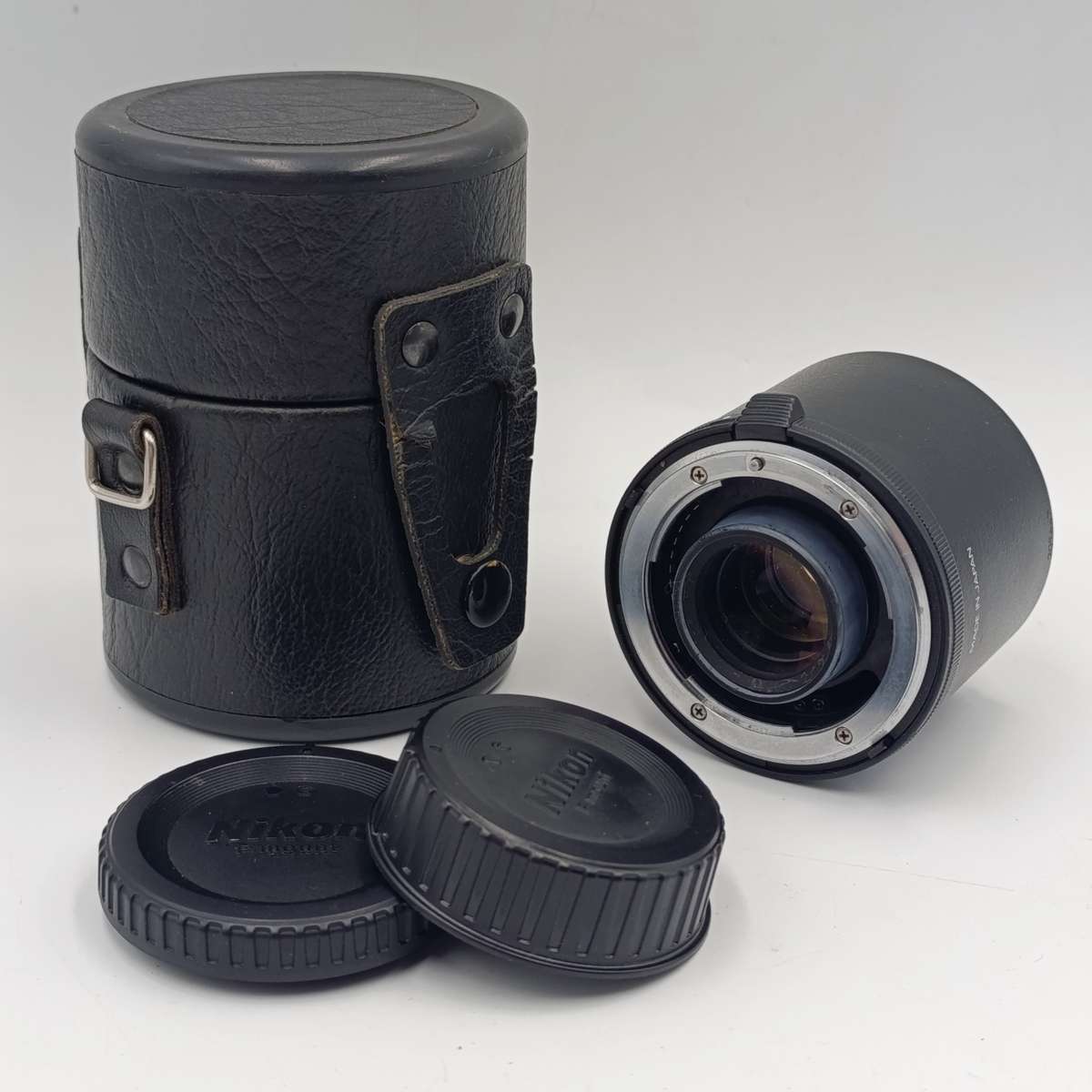 Nikon AF - 1 Teleconverter TC - 20E - F - mount in case