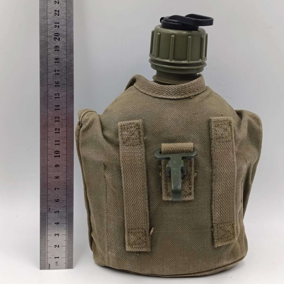 SADF Water bottle with fire bucket in pouch