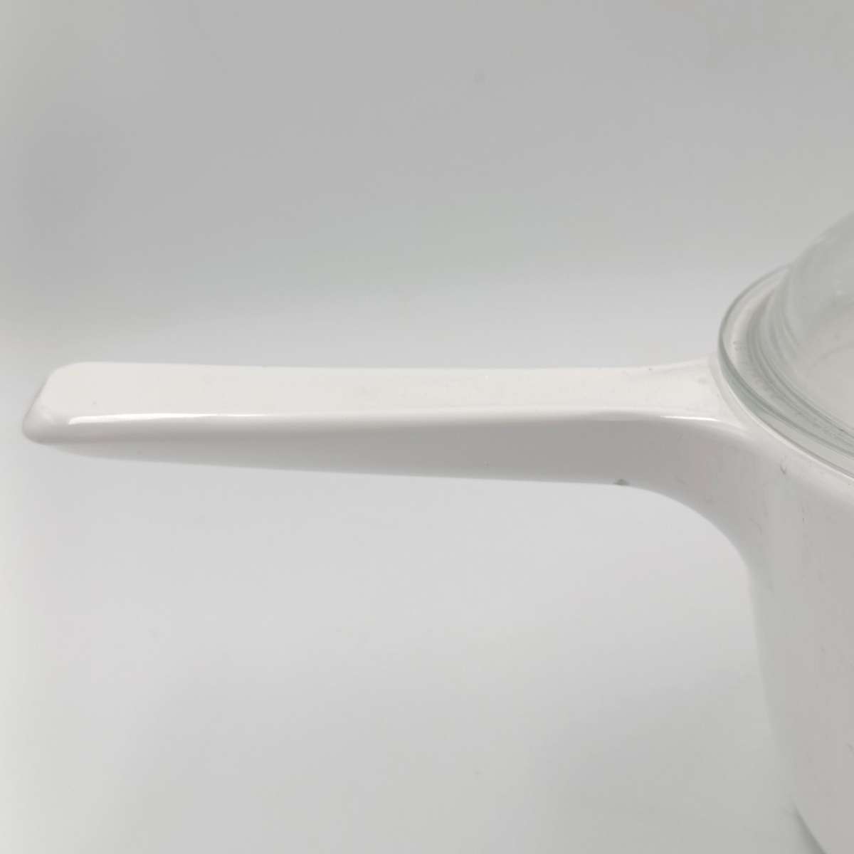 Vintage Corning ware pot with lid