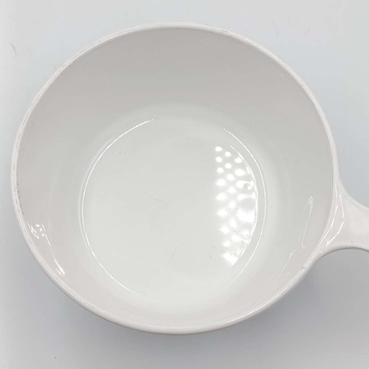 Vintage Corning ware pot with lid