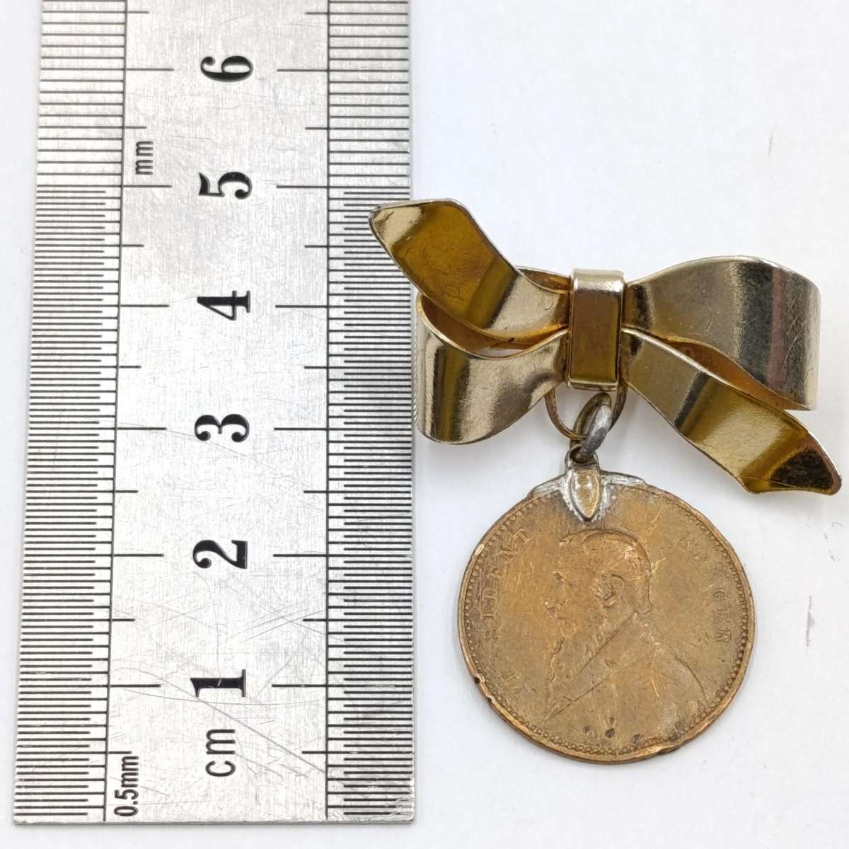 President Kruger 1900 Pro-Boer medallion with brooch