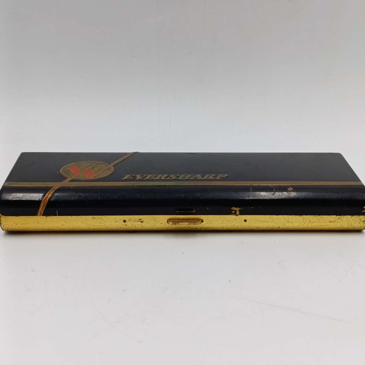 Vintage Eversharp metal pen case