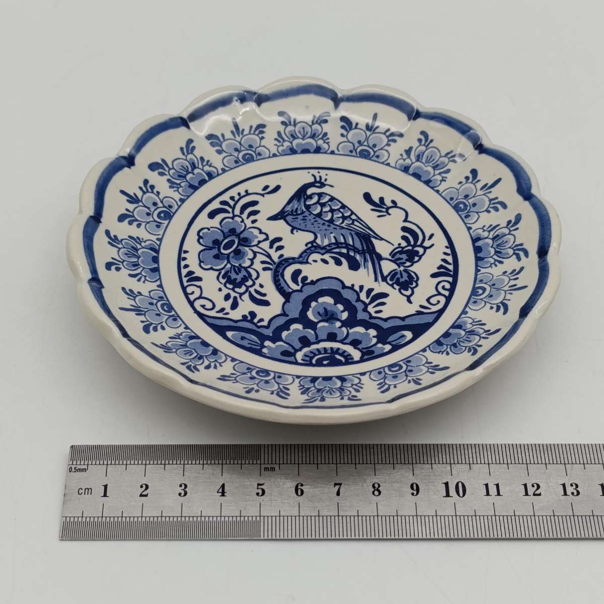 Vintage Blue Delft handpainted small wall hanging plate