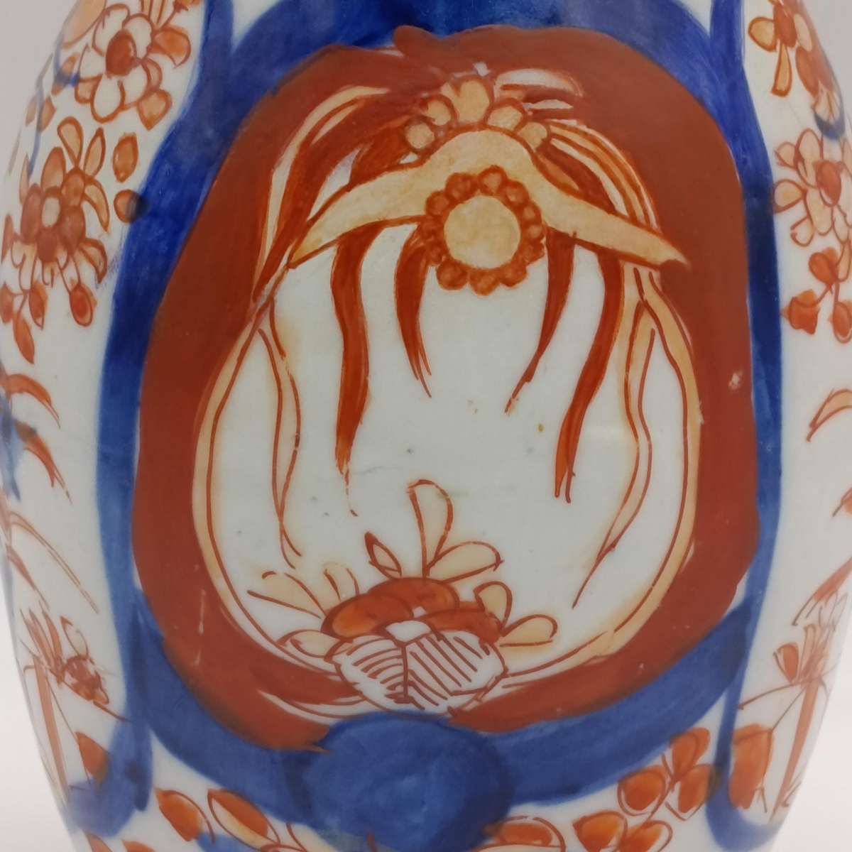 Antique Japanese Imari porcelain vase
