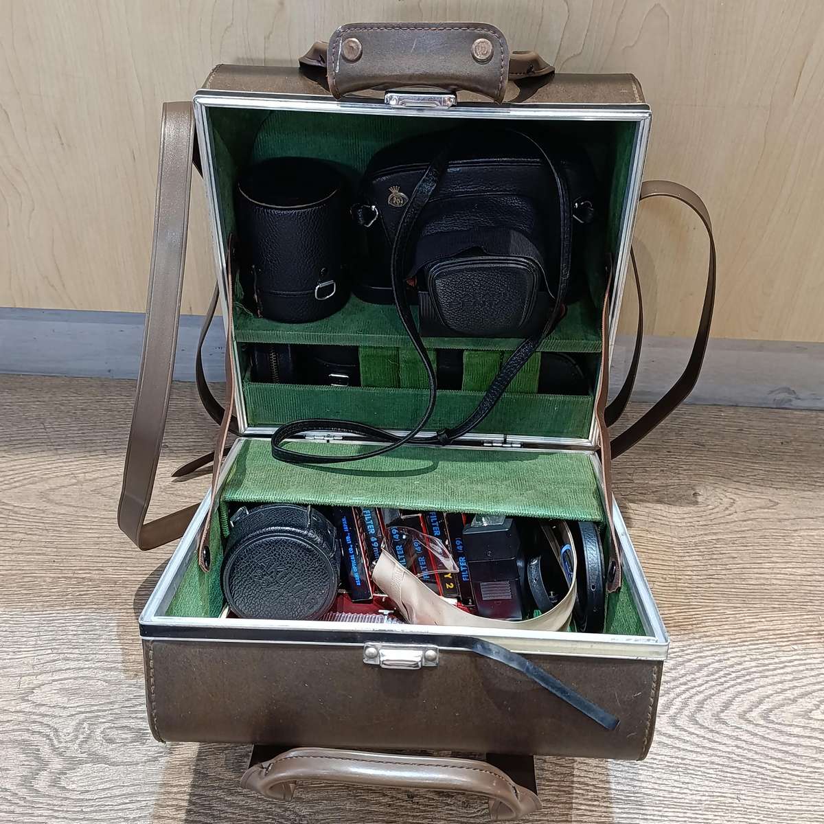 Vintage Pentax Spotmatic 35mm film camera with extra lenses and accessories in camera case