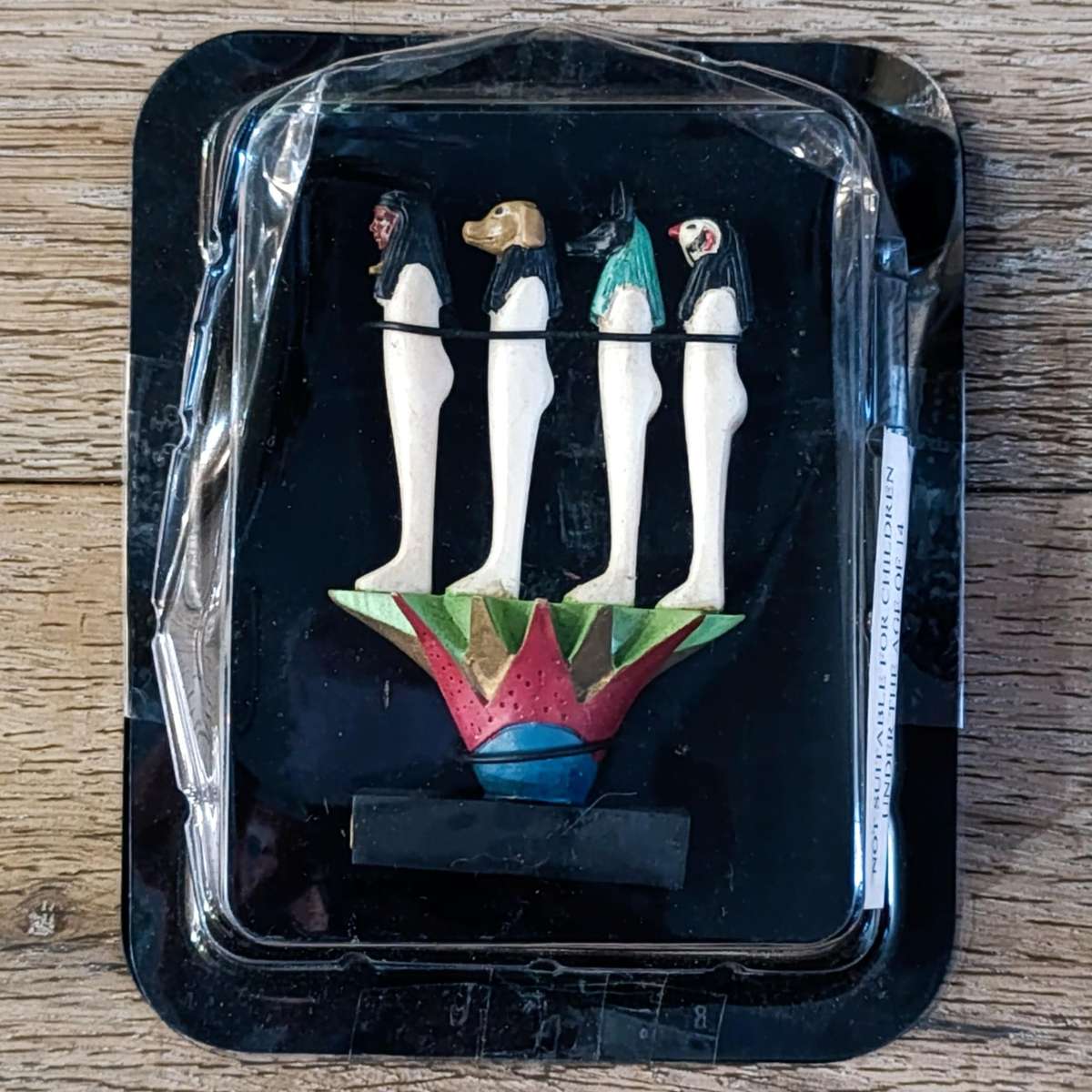 Lot of 5 gods of Ancient Egypt figurines with magazines - some damage