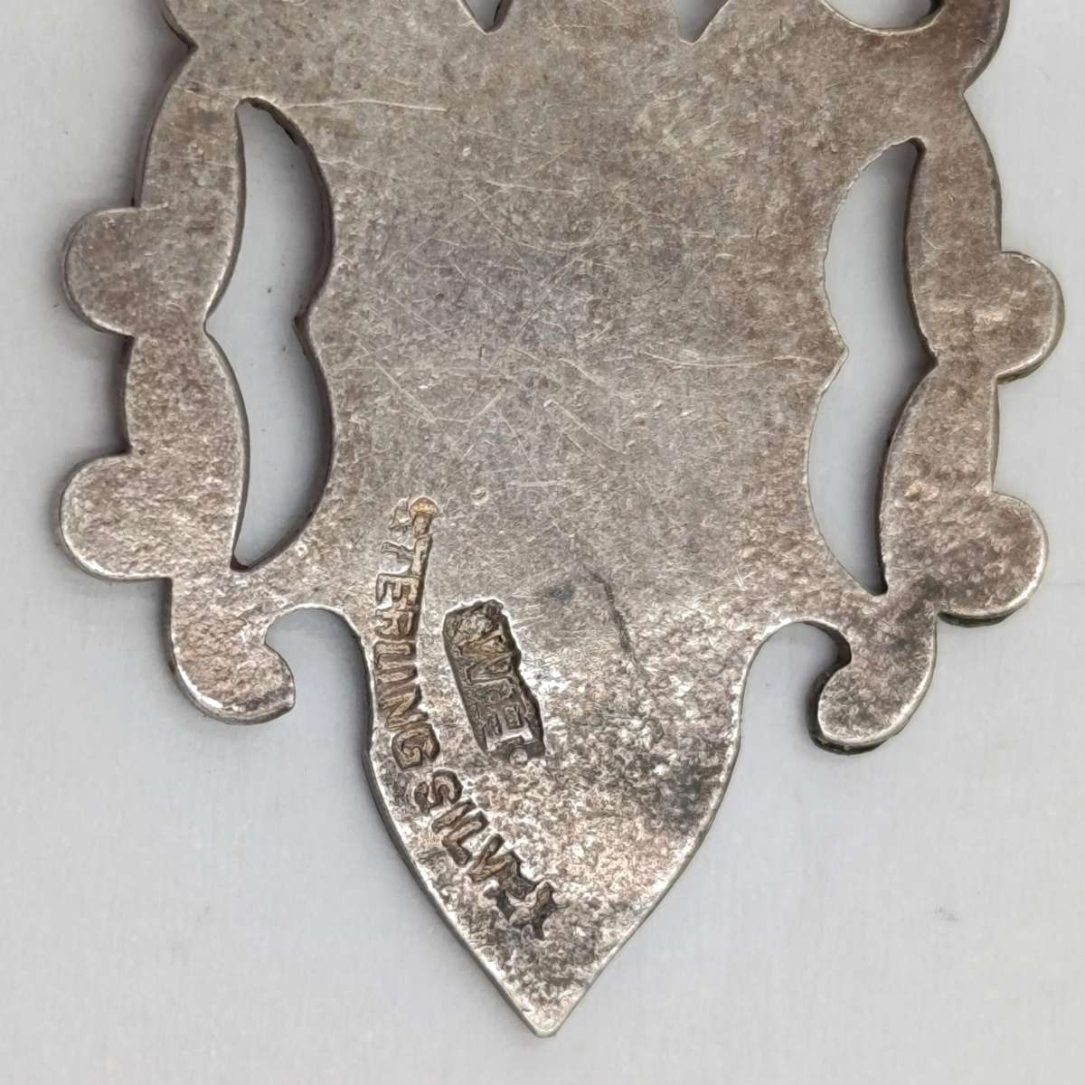 Antique Sterling silver and gold fob medallion - weighs 3,3g