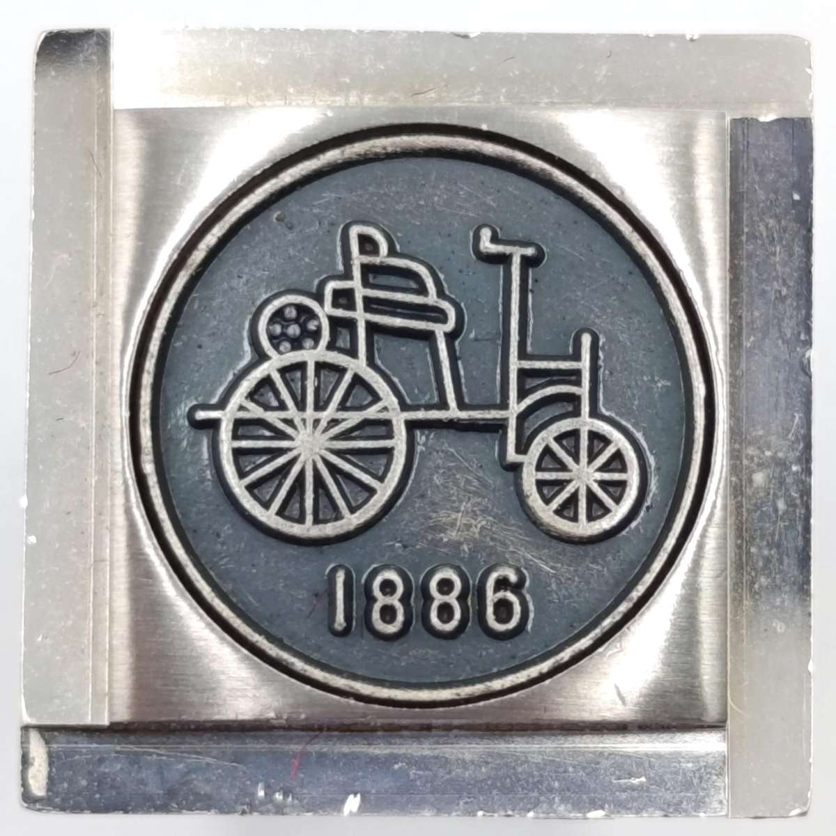 1886 Benz first car set of cufflinks and tie clip