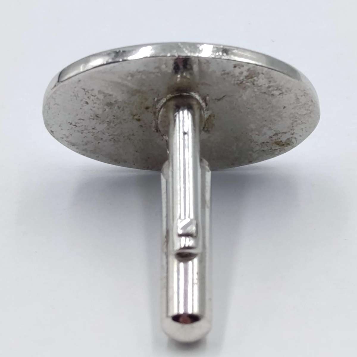 Pair of Suzuki cufflinks