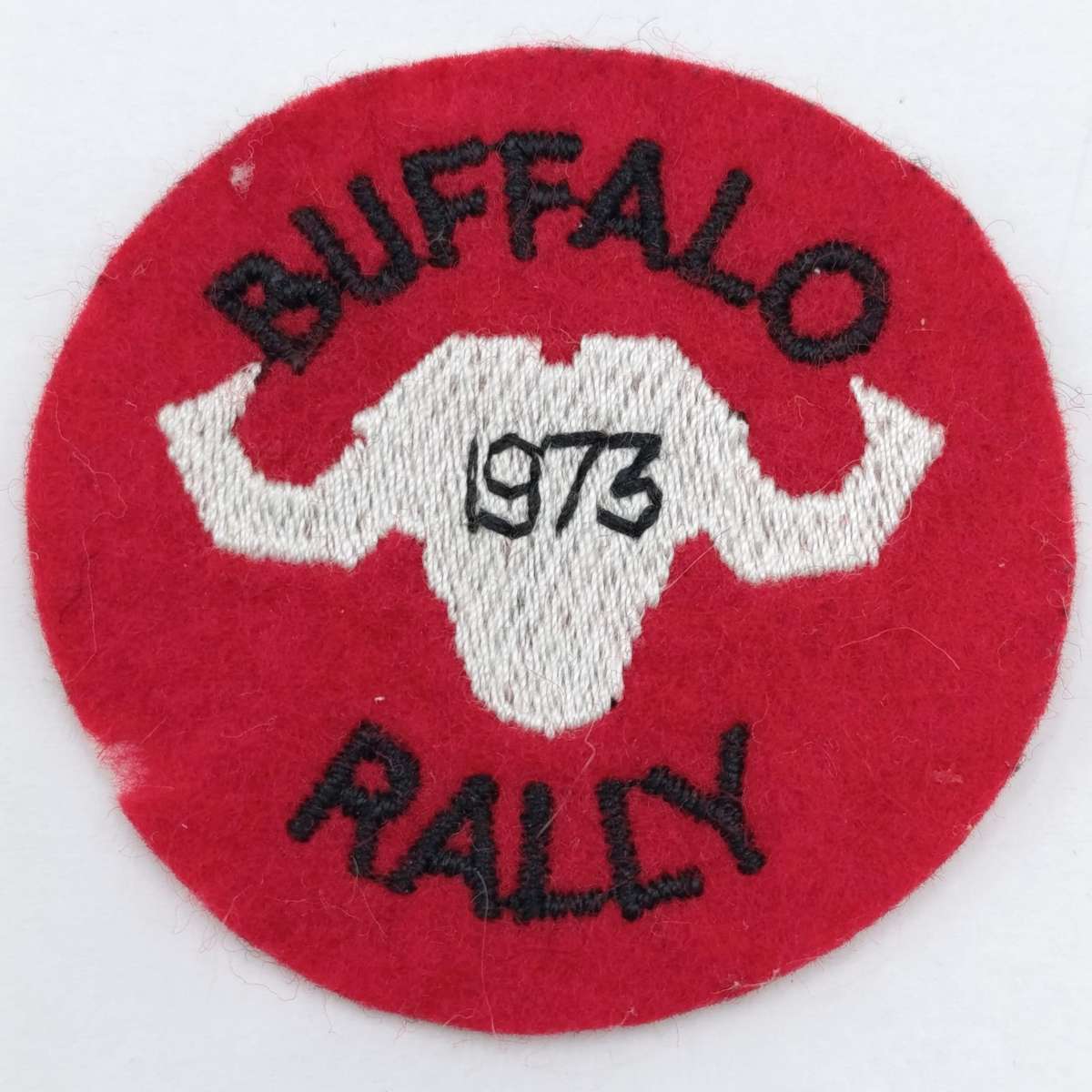 Buffalo Rally Patch 1973 - Red and Claret badges