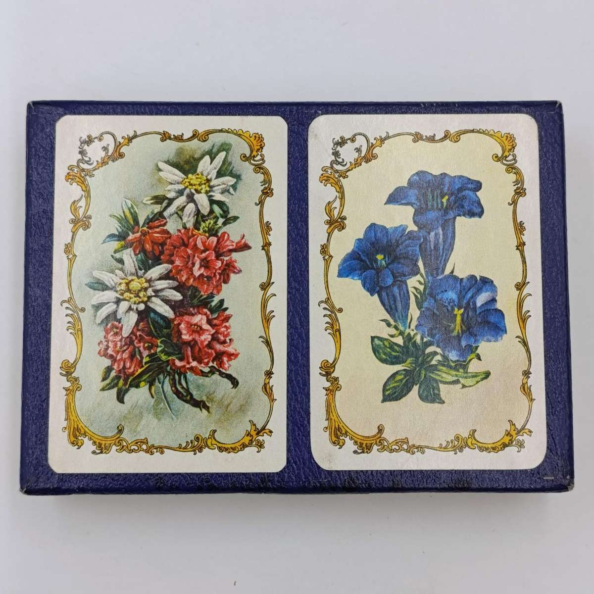 Vintage Piatnik twin pack deck of cards