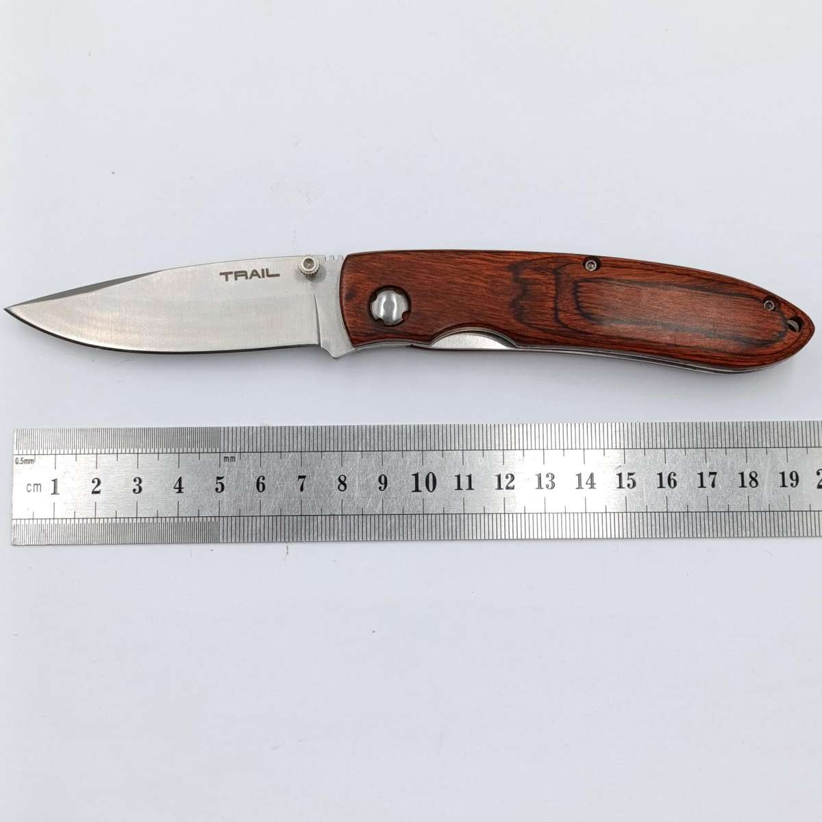 Trail folding pocket knife