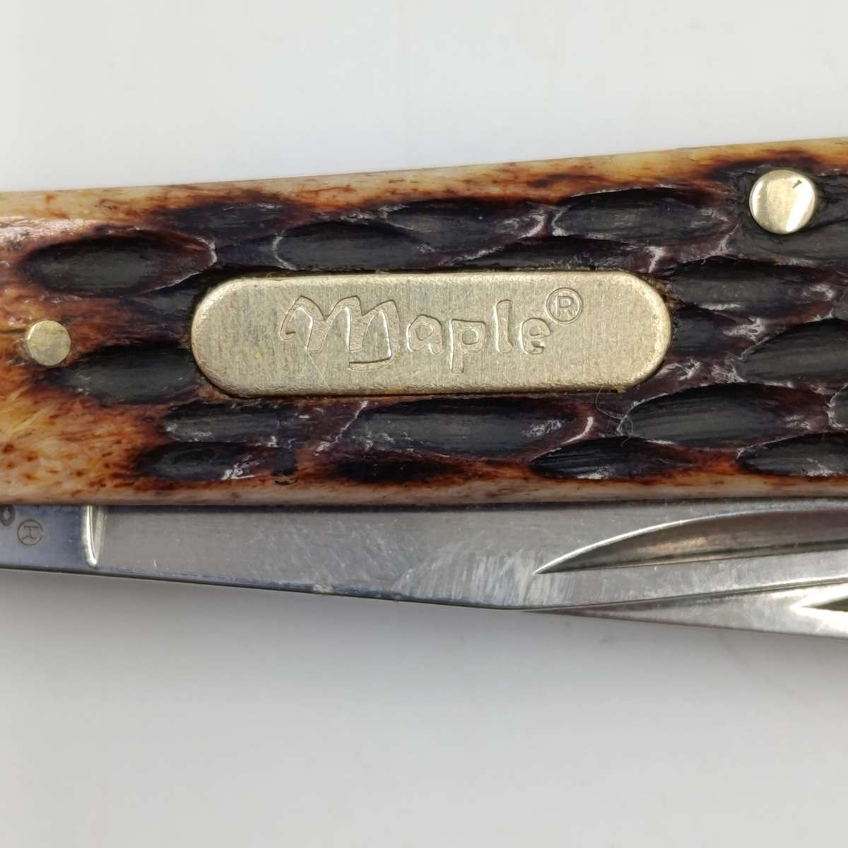 Vintage Maple pocket knife with 2 blades