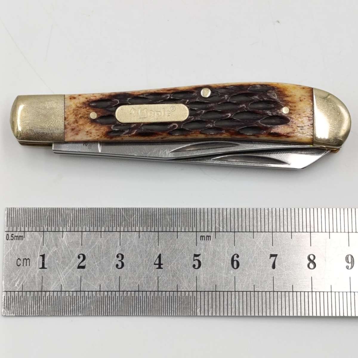 Vintage Maple pocket knife with 2 blades