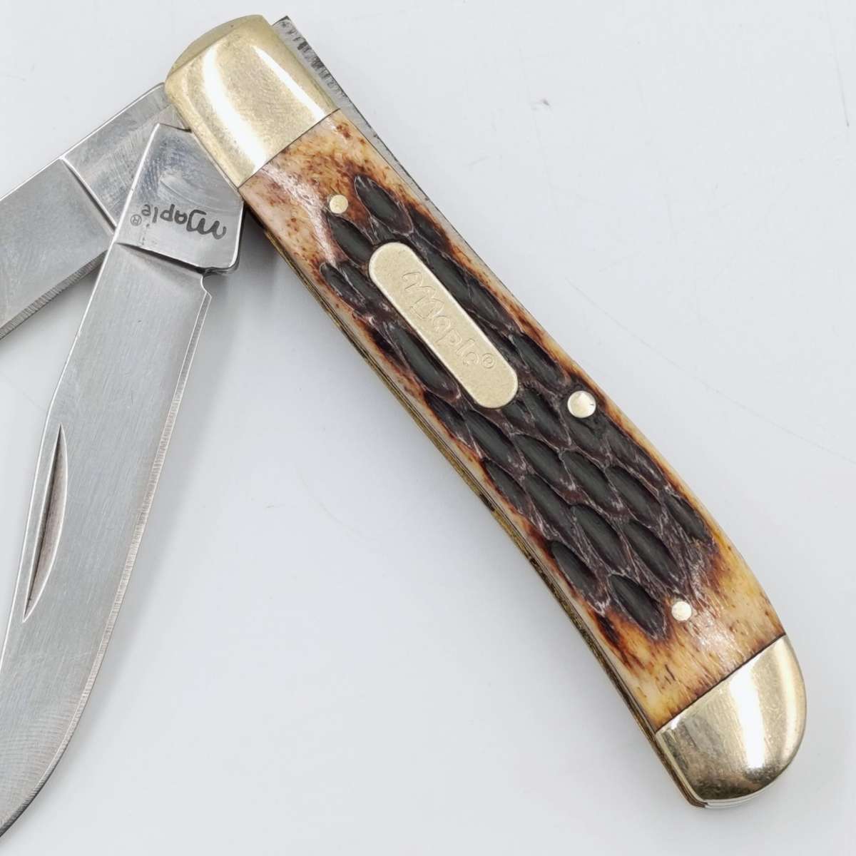 Vintage Maple pocket knife with 2 blades