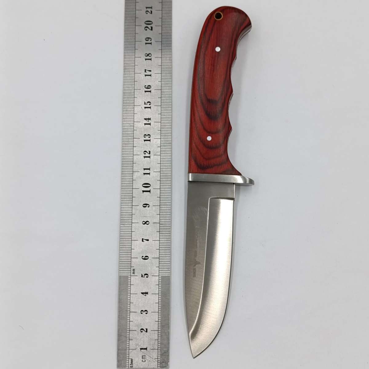 Rowland Ward Forest Hunter fixed blade dagger with leather sheath