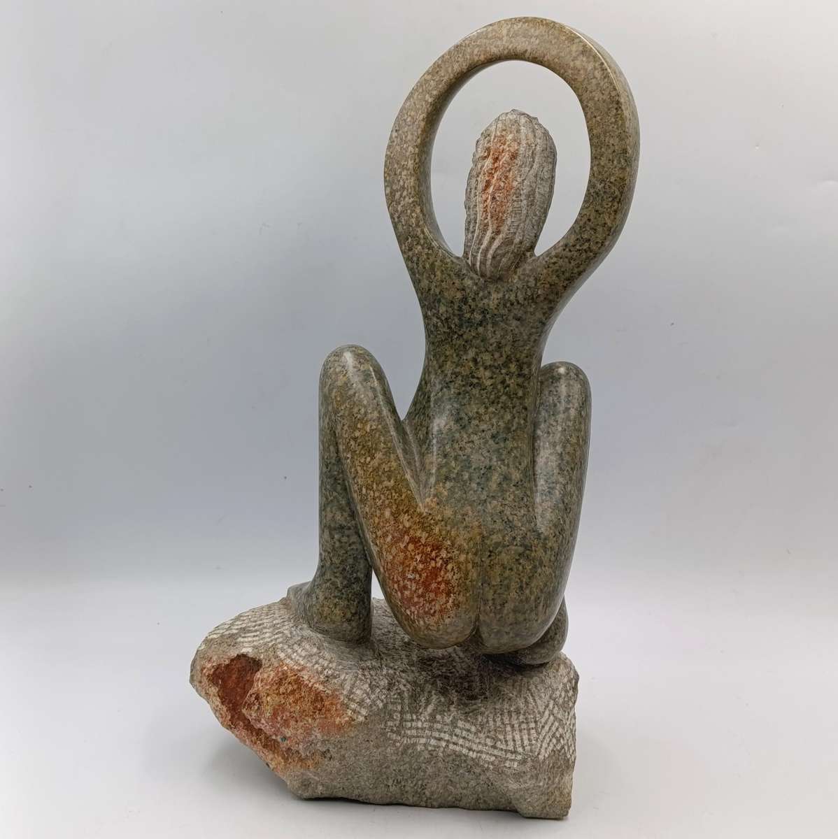 African Serpentine sculpture by Fabo Dete - Height 36cm