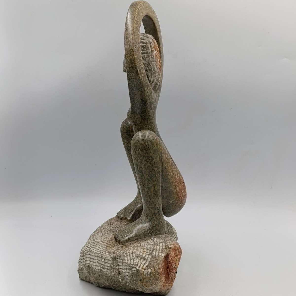 African Serpentine sculpture by Fabo Dete - Height 36cm