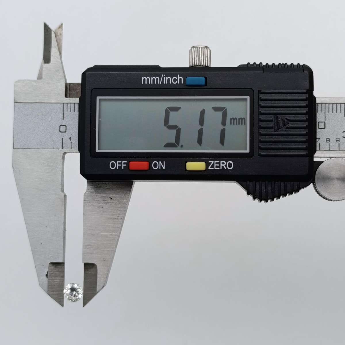 Natural Round Brilliant diamond of 0,514ct - Colour K, clarity SI1 - with GEMLAB certificate