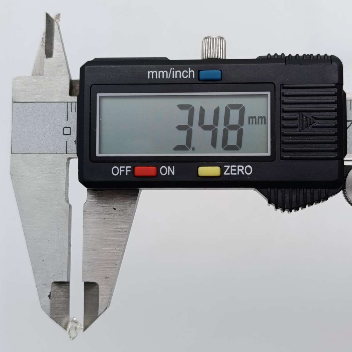 Natural Round Brilliant diamond of 0,66ct - Colour N, clarity VS 2 - with GEMLAB certificate