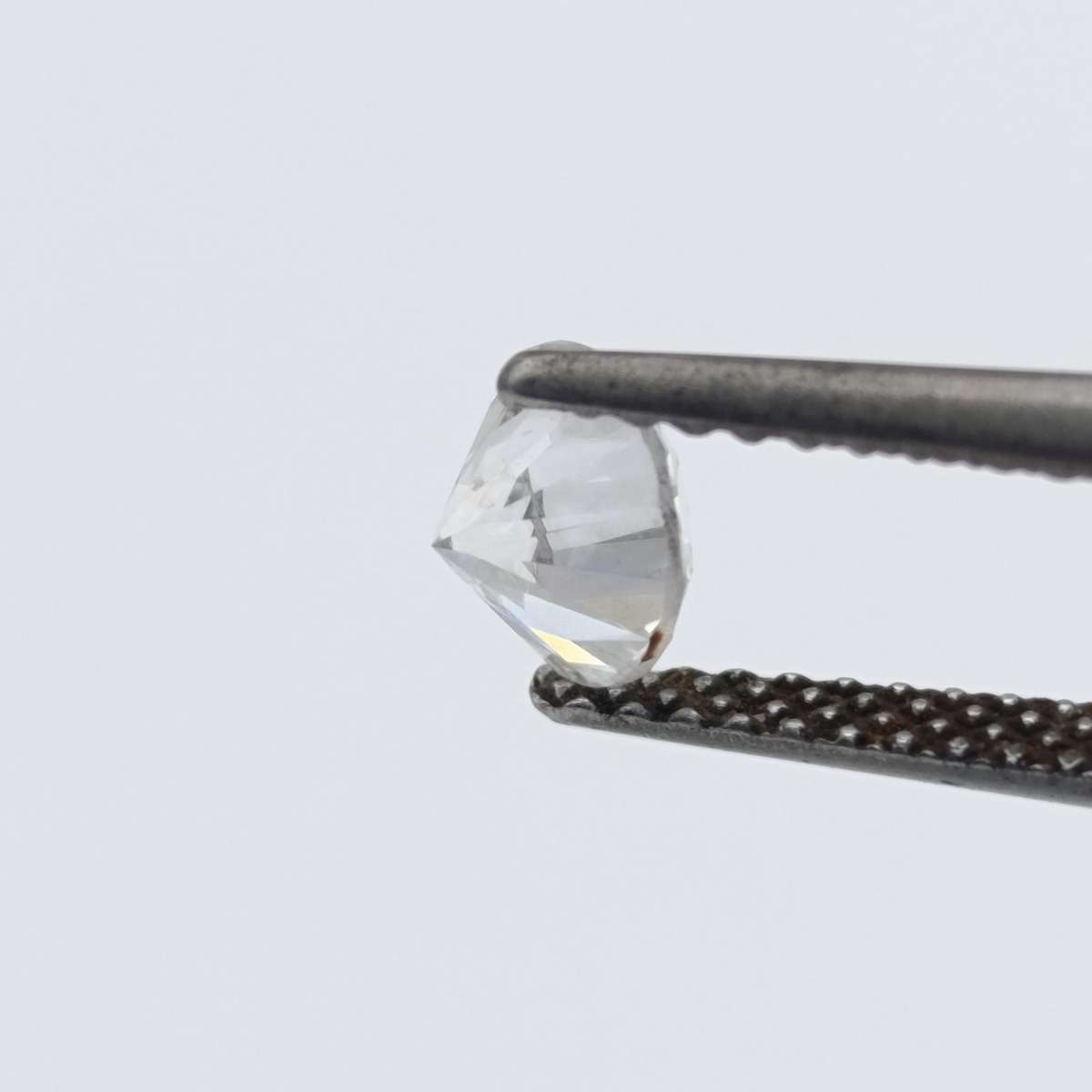 Natural Round Brilliant Diamond of 0,644ct - Colour G, clarity VS 2 - with GEMLAB certificate